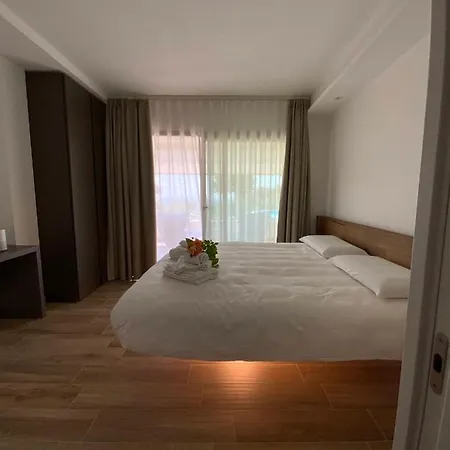 Apartment Domu Sa Luna Mia *