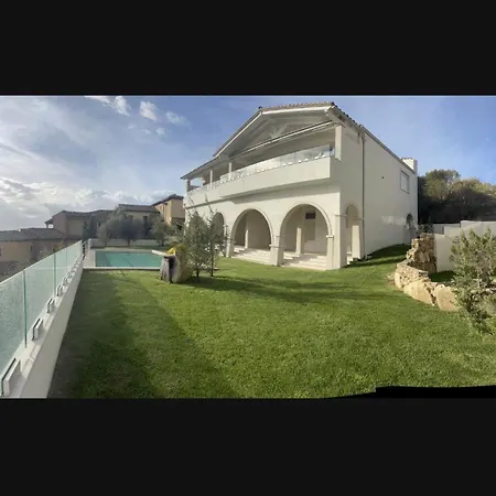 Domu Sa Luna Mia Apartment